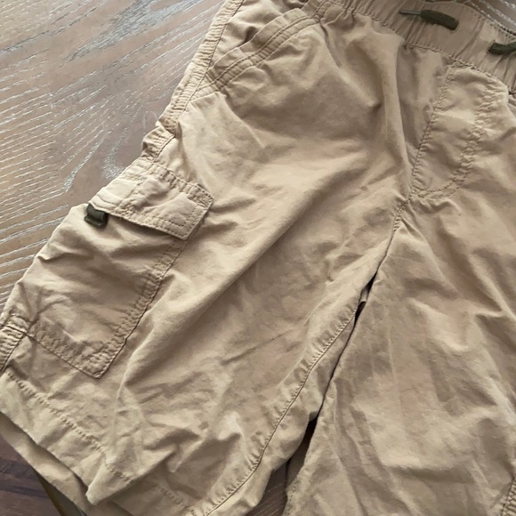 Big Boys Khaki Cargo Pocket Summer Shorts - Picture 4 of 7